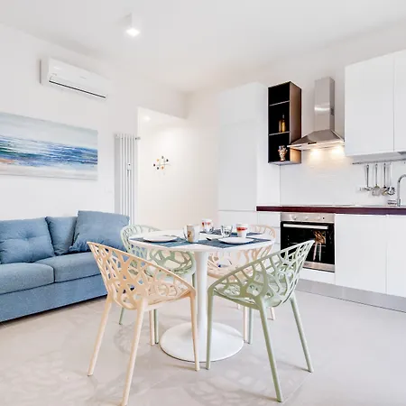 Guesthost - Vista Su San Luca Apartment Bologna